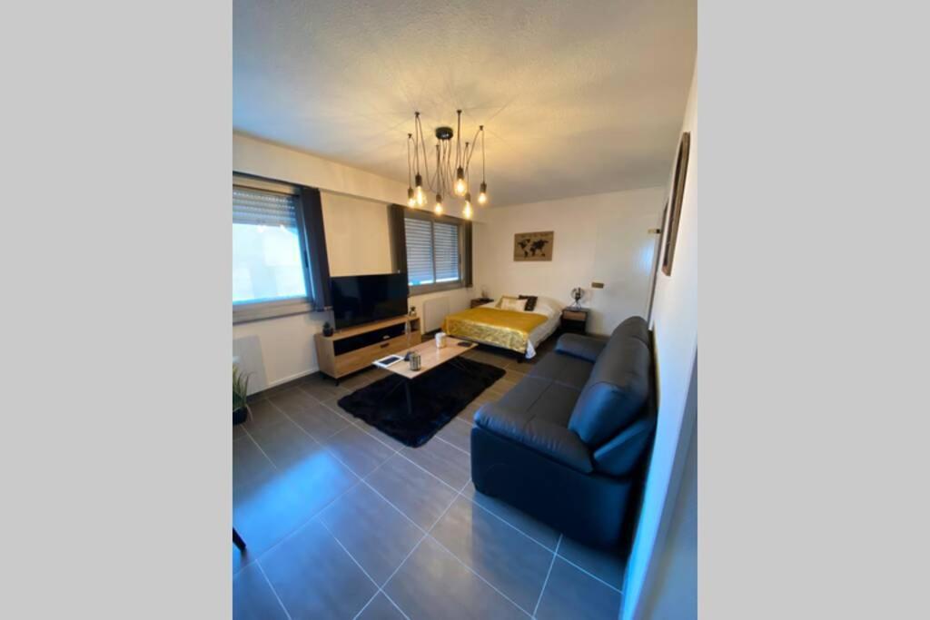 Le 12 Du Temple - Plein Coeur Centre Ville, Residence Privee, 5Mn Gare Sncf, Wifi Et Netflix นีออร์ ภายนอก รูปภาพ